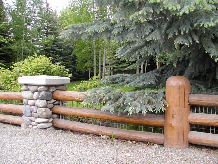 Sawtooth Log Fence 1 Sawtooth Log Fence 1
